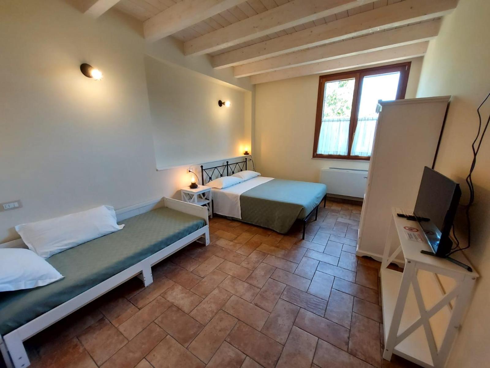 Angelucci Agriturismo Con Camere E Agri Camping Lanciano Exterior photo